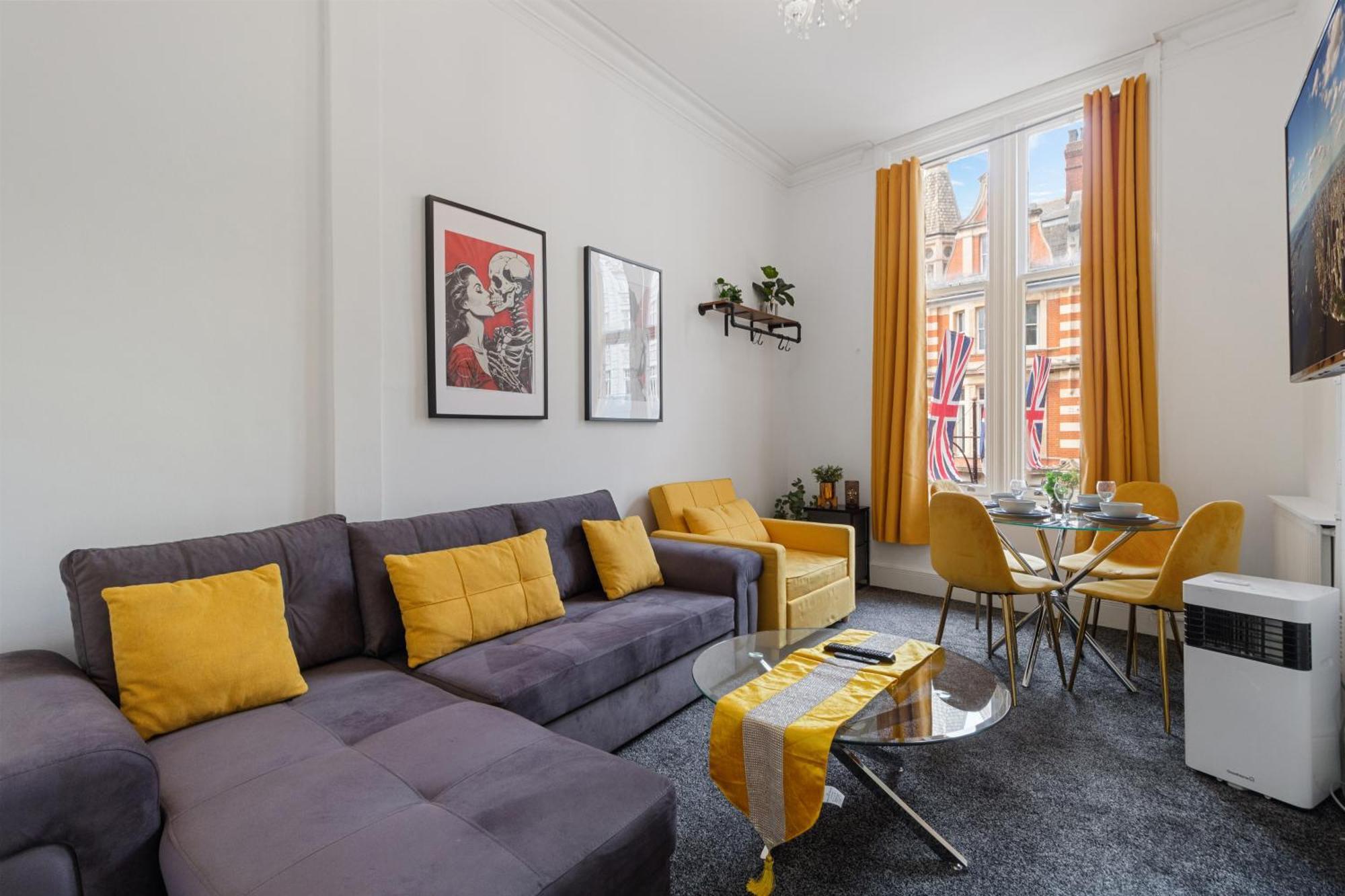 Luxurious Apartments On Oxford Street Londres Extérieur photo