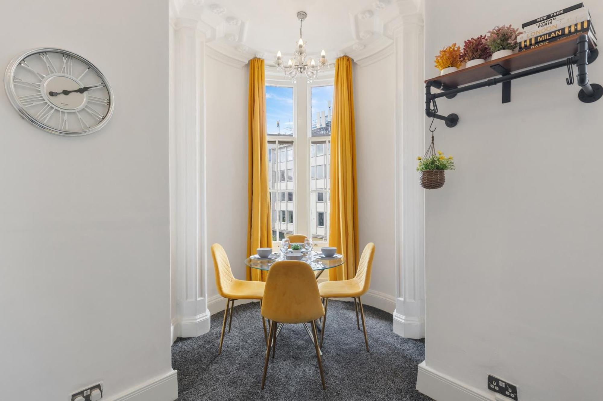 Luxurious Apartments On Oxford Street Londres Extérieur photo
