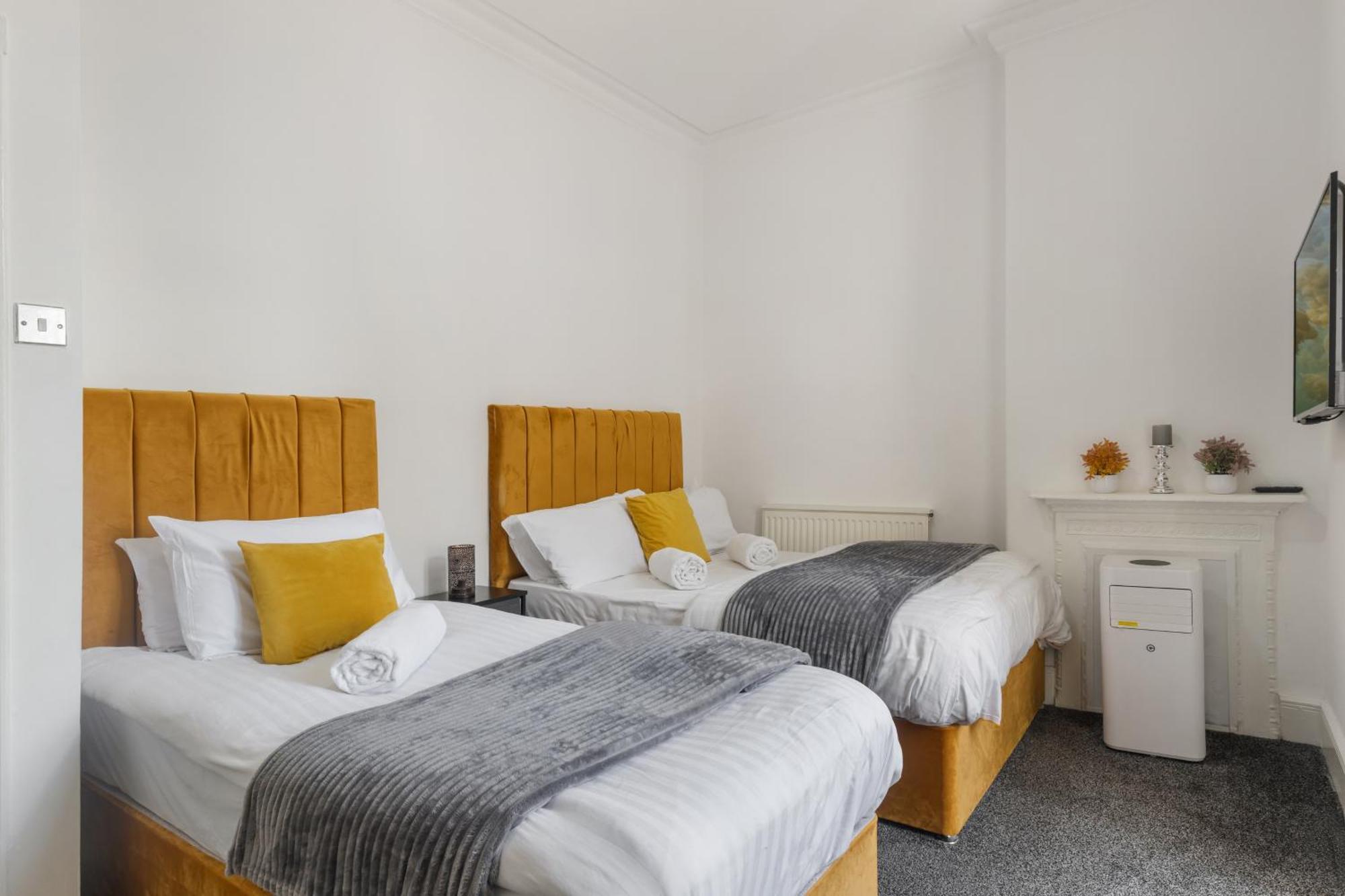 Luxurious Apartments On Oxford Street Londres Extérieur photo